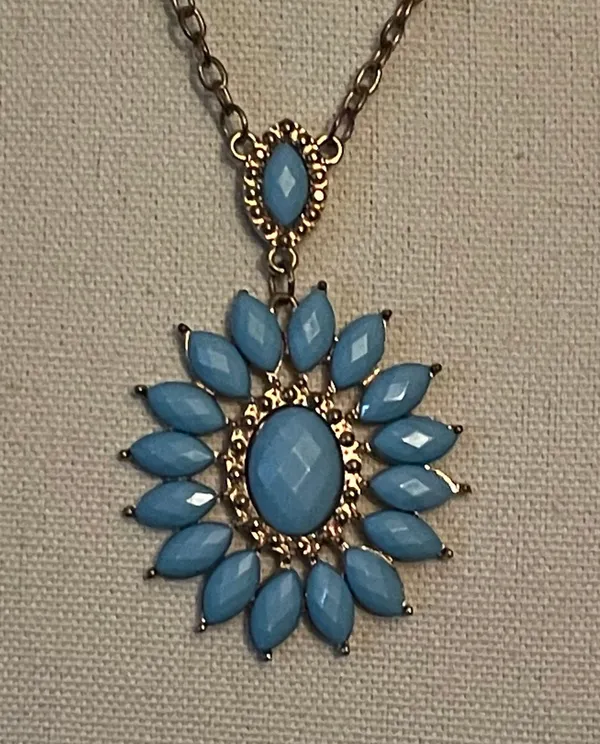 Blue Faceted Flower Statement Necklace - Image 4
