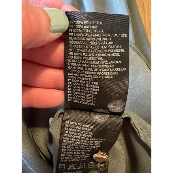 HM Dress Women’s Size Small Sage Green Short V Neck Elastic‎ Waist Silky Feel - Image 9