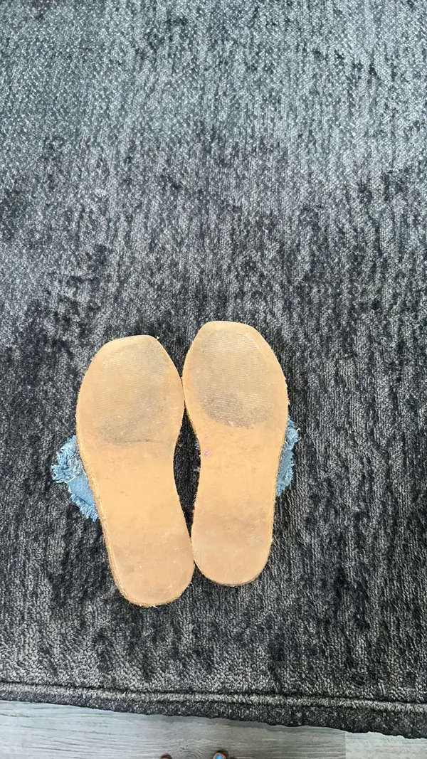 Steve Madden slide sandles - Image 5