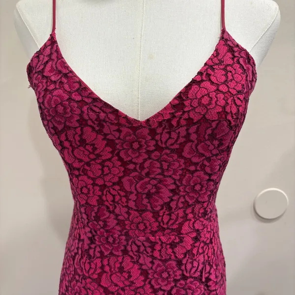 NBD Brielle Lace Midi Dress Raspberry Magenta Pink V-Neck Revolve Cocktail Small - Image 5