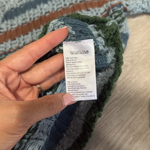 Urban Outfitters Blue and Brown V-Neck Sweater - Image 5