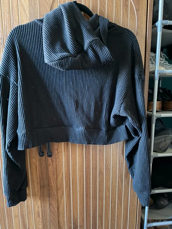 Alo Muse Yoga Hoodie - Image 5