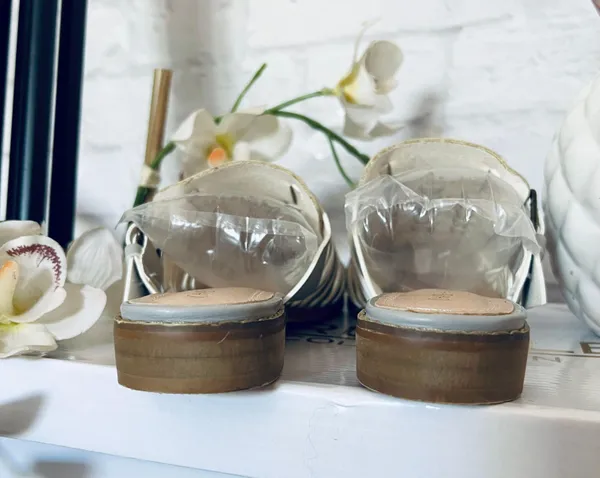 Chase and Chloe Grey Bliss Mules - Image 6