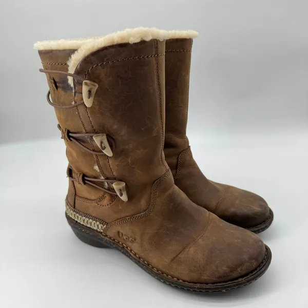 UGG Kona Leather Shearling Boots 9 Brown Tan Suede Toggle 5156 Winter Aspen Cozy - Image 4