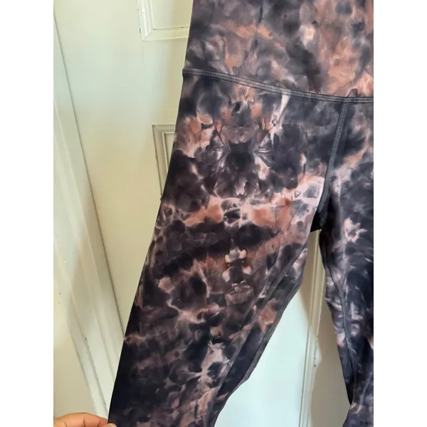 Lululemon Align High-Rise leggings in‎ a Diamond Dye Graphite Grey Pink Pastel - Image 5