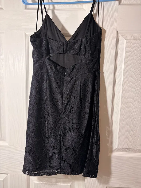 Black lace dress - Image 3