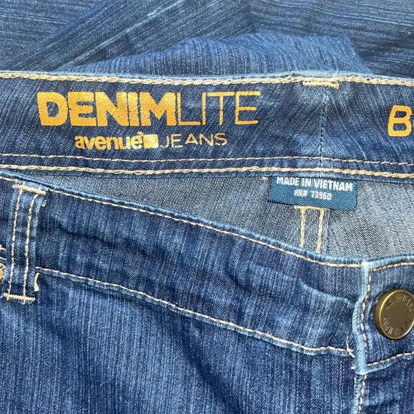 DenimLite Dark Wash Bootcut Jeans Size 18 Tall - Image 3