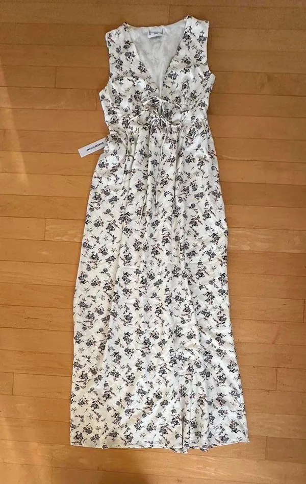 Princess Polly floral maxi dress with tie detail - Image 2