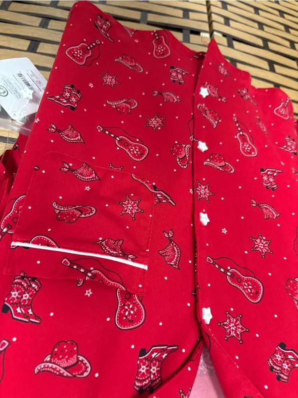 Red bandana print pajama shirt set size small - Image 3