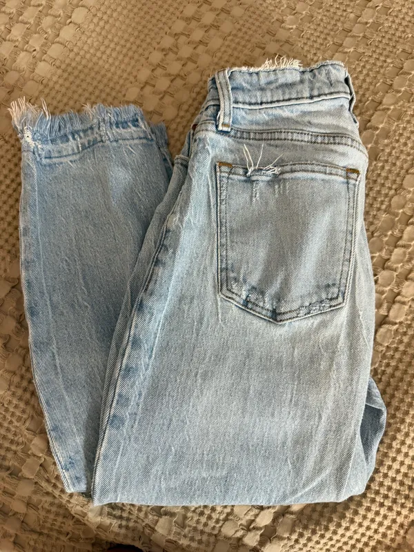 Abercrombie Jeans High-Rise Mom - Image 2