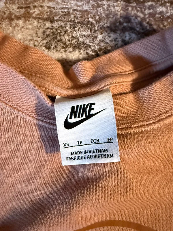 Nike Crewneck Sweatshirt - Image 2