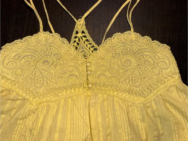 Urban Outfitters Yellow Lace-Detail Spaghetti Strap Cami with pockets - Image 7