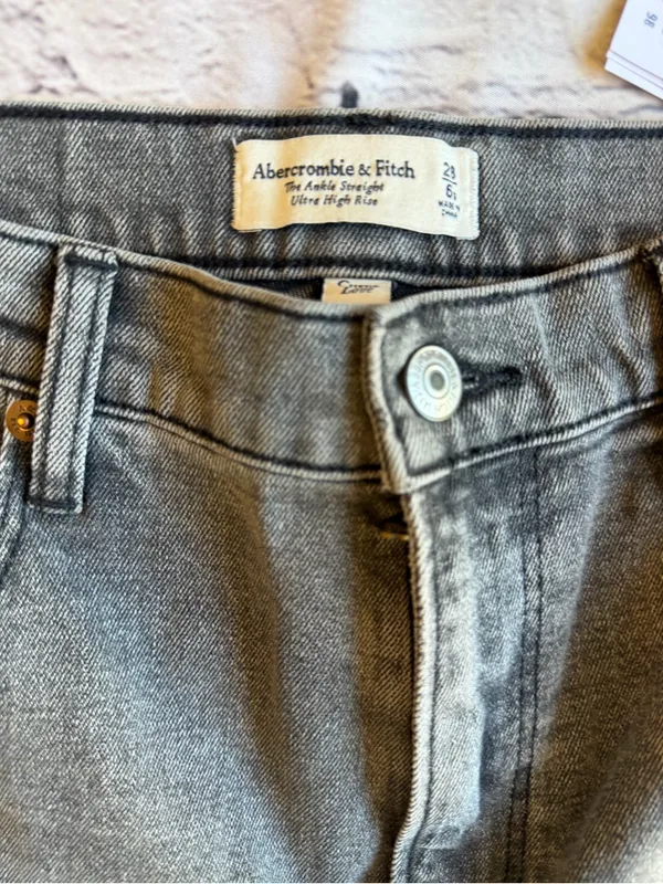 Abercrombie & Fitch The Ankle Straight Ultra High Rise 28 New NWT Black 6 Short - Image 2