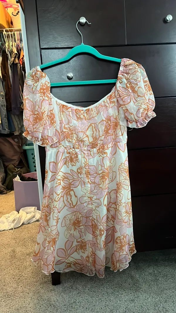 Amazon Floral Dress - Image 4
