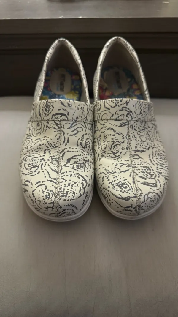 GREY'S ANATOMY BY SOFTWALK WOMEN'S MEREDITH SPORT NURSING WORK SHOES Clog SIZE 8 - Image 2