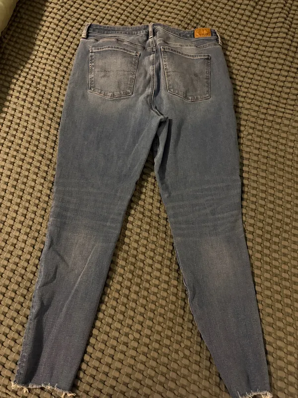 American Eagle The Dream Jean High-Rise - Image 4