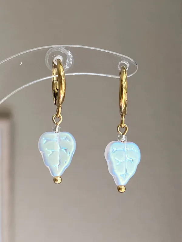 Handmade fairy cottage dainty simple Czech glass leaf dangle earrings🍃🩵 - Image 2