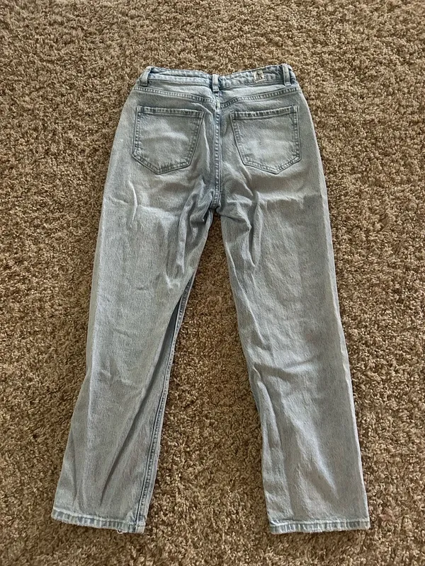 Abercrombie Jeans - Image 2