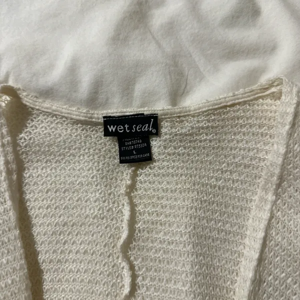 Vintage Cream Crochet Cover Up - Image 2