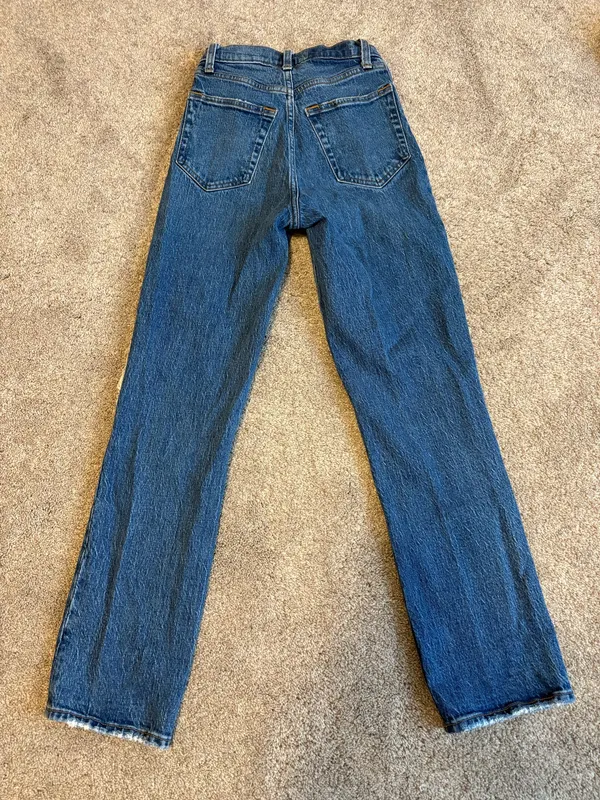 Abercrombie High-Rise Jeans 90s Straight - Image 2