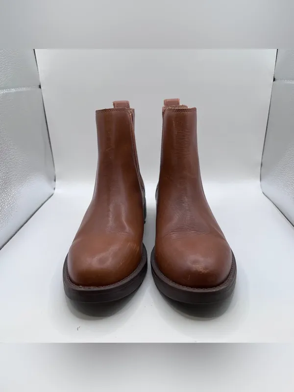 Madewell The Clearly Chelsea Boot in Leather size 6 brown - Image 5