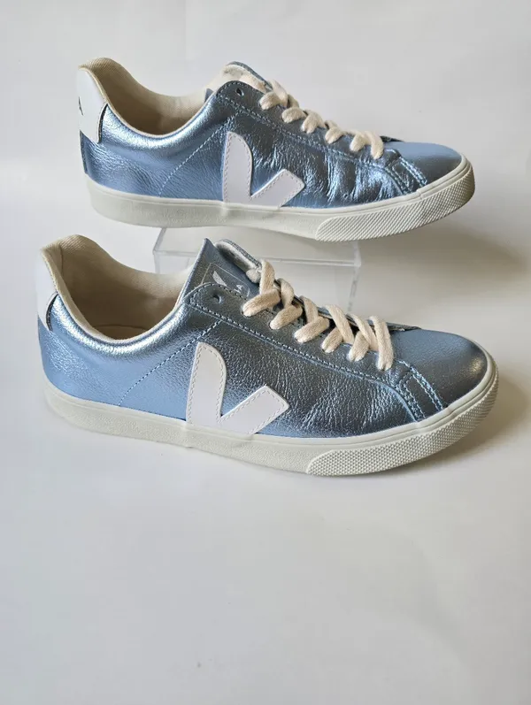 Veja Womens Esplar Low Sneakers Metallic Blue Lace Up size 6 - Image 3