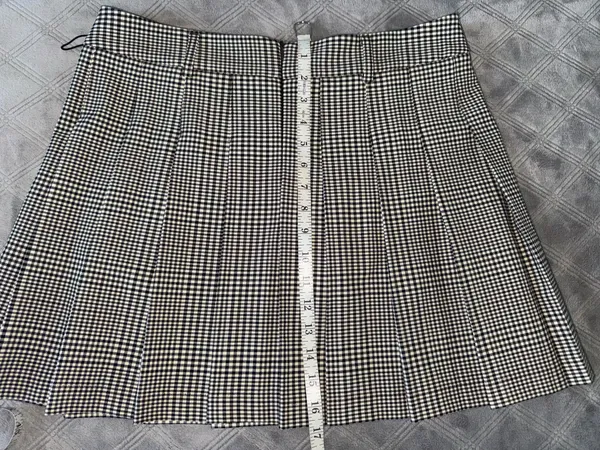 Maison D’amelie plaid brown /beige mini skirt size L - Image 8