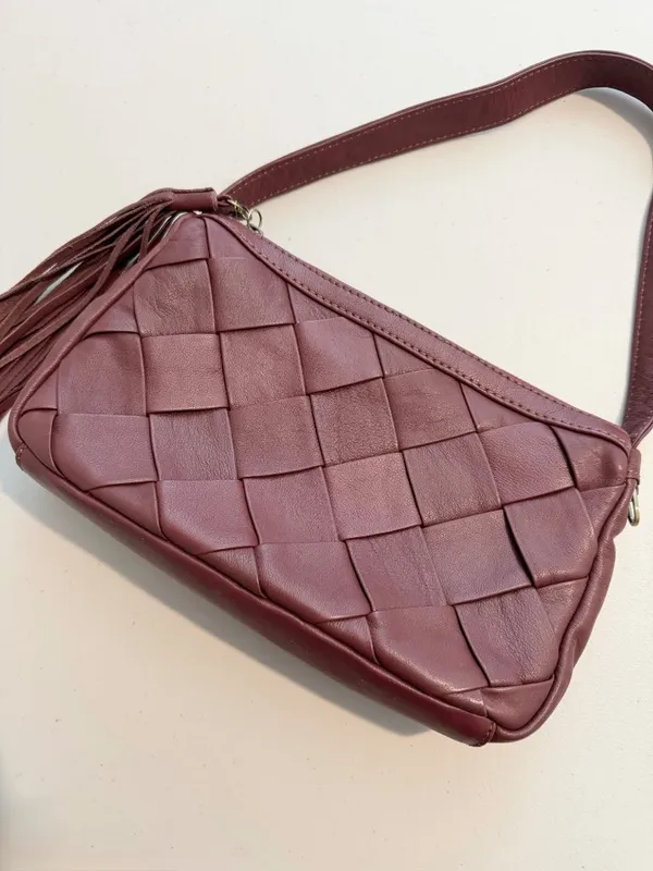 Hobo Kole Bag Berry Woven Leather Tassel Shoulder Handbag Zip Bohemian Old Money - Image 13