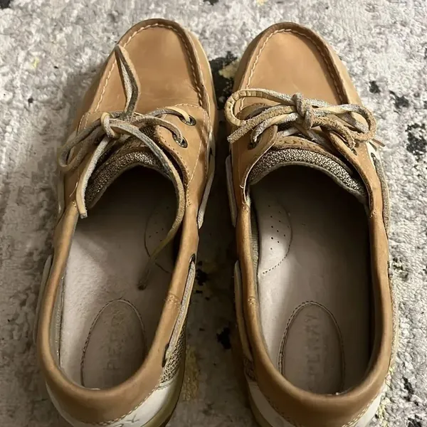Sperry women’s dockside leather boat shoes size 8.5 - Image 2