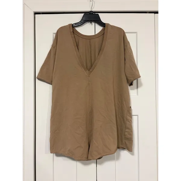 Free People FP Movement Hot Shot‎ Crew Neck Short Sleeve V Back Tee Romper - Image 4