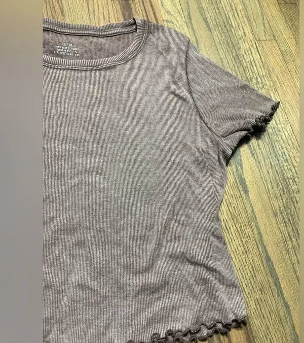 Aerie cropped scalloped ribbed tee medium - Image 4