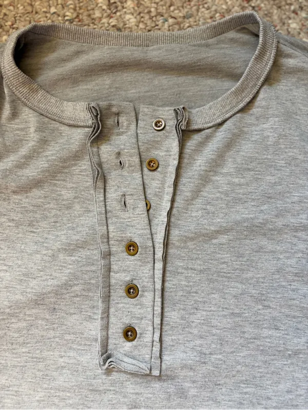 Solid gray Short Sleeve 1/2 Button Top 2XL boho oversized exposed seam Size XXL - Image 2