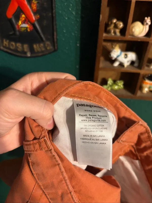 Patagonia Coral Orange Chino Shorts Sz 4 - Image 4
