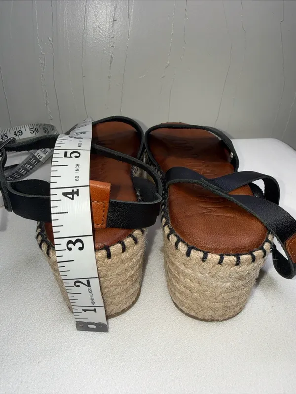 Musse & Cloud Black Leather Strap Sandals - Image 7