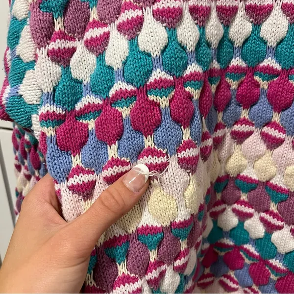 Vintage Pattern Multicolor Sweater - Image 6