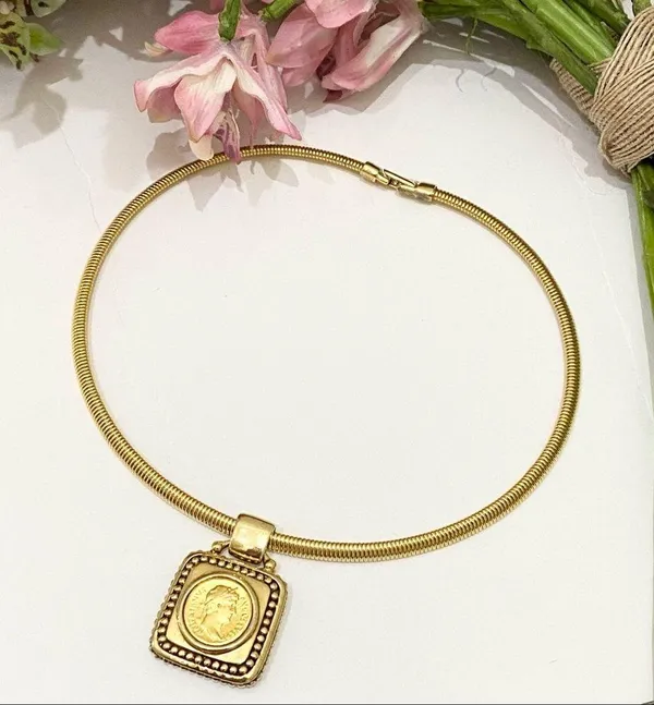 Vintage Gold tone Coin Medallion Necklace - Image 2