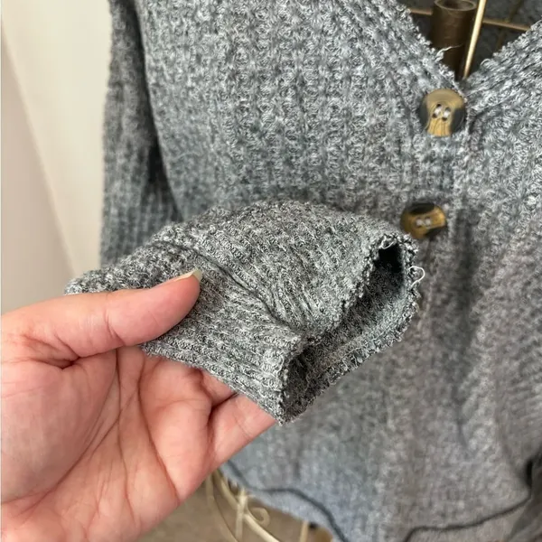 American Eagle Soft & Sexy Plush Henley Crop Top Gray Size XS/S - Image 2