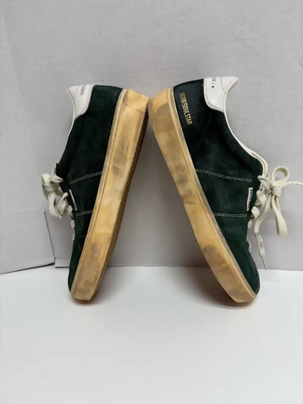 Golden Goose Soul Star‎ Low Top Velvet Sneakers - Size 39. - Image 10