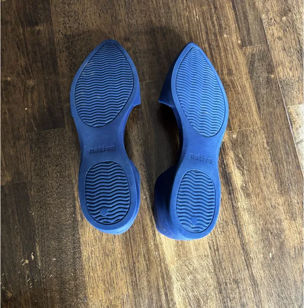 Native Pointed Toe Flats Blue Size 6 - Image 3