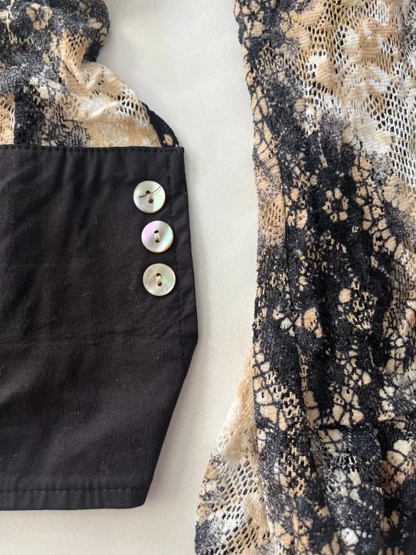 Vintage VTG Tempo Paris 90s Ombre Black Tan Lace Button Down Y2K Collared Top S - Image 4