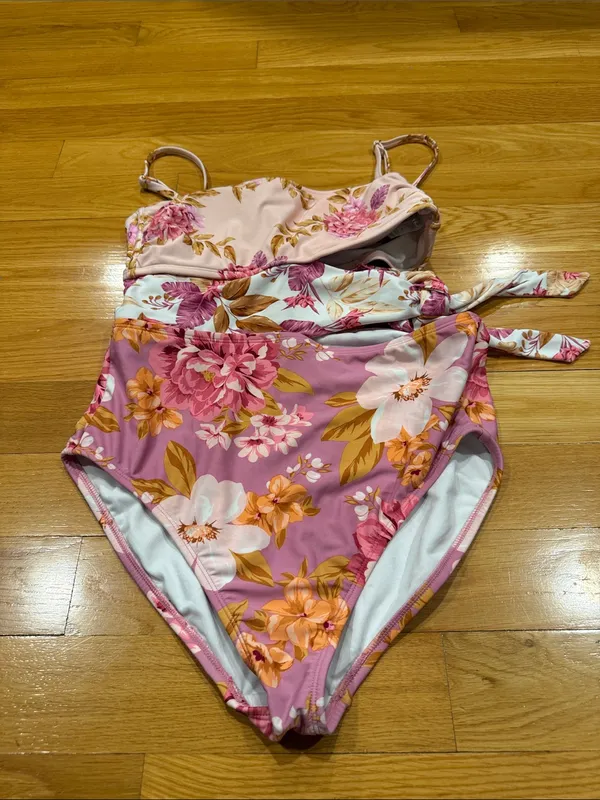 Kona sol floral one piece size medium. - Image 2