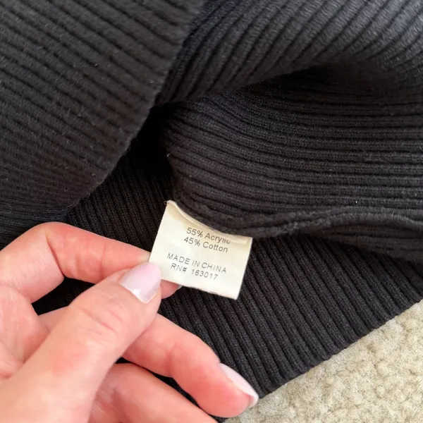 Princess Polly Black Quarter Zip Crop Long Sleeve (Blanco Top) - Image 4