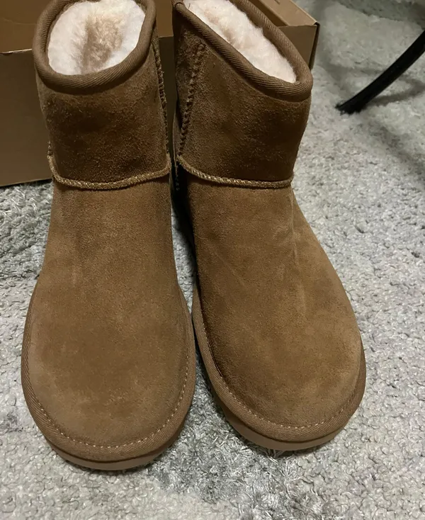 UGG Mini Boots - Image 5