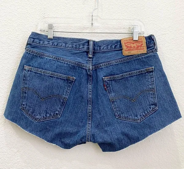 LEVI’S 501 Button Fly Denim Cut-off Shorts Size 34 - Image 4