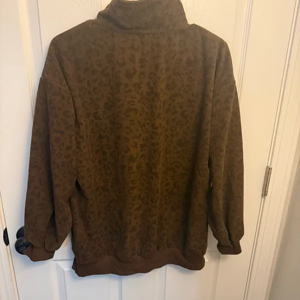 SHEIN Brown Leopard Print Corduroy Quarter Zip Pullover - Image 2