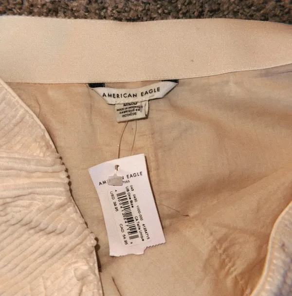 American Eagle Skirt NWT Cream - Image 3