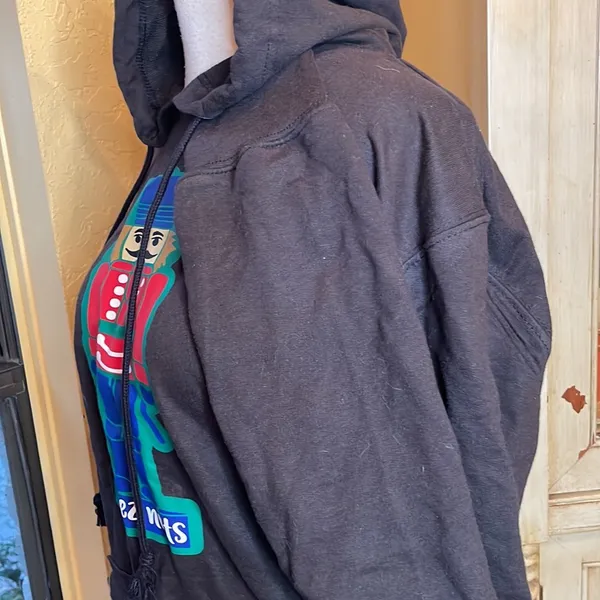 Hoodie Size L - Image 4