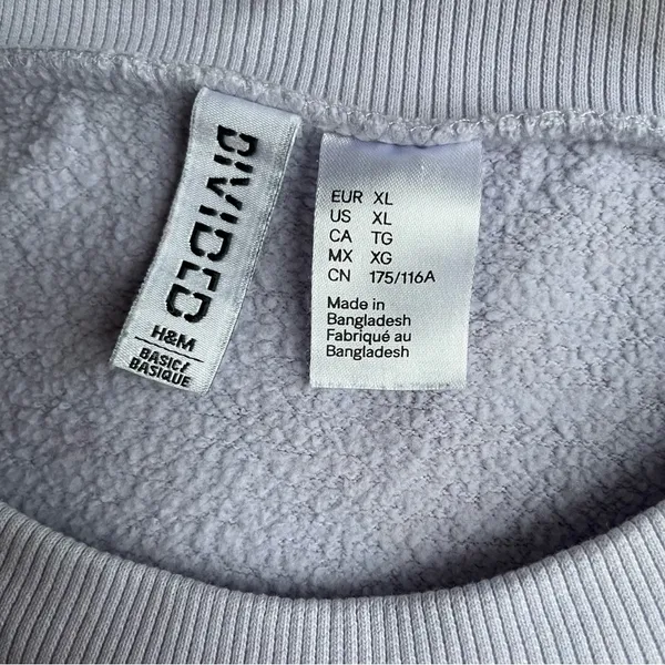 H&M- Women’s Purple Crewneck Size XL - Image 3