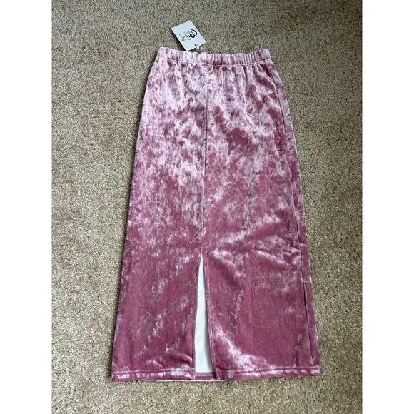 Soft‎ Pink Velvet Midi Skirt Fleece Lined - Fits US XS/Small new - Image 2