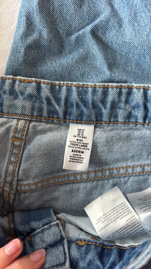 H&M Wide Leg Jeans - Image 4
